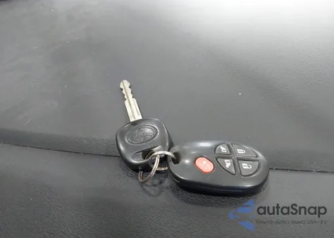 2017 Toyota Sienna Le 8 Passenger из США, поврежденный, VIN 5TDKZ3DC3HS796885